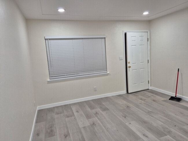 Photo - 2904 N 1st St Unidad 2904 N 1st St