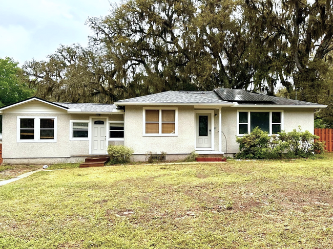 Just Minutes to the Beach & Fernandina His... - Just Minutes to the Beach & Fernandina His... House