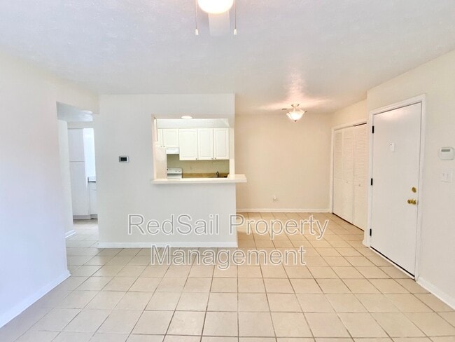Photo - 129 Haverford Ct