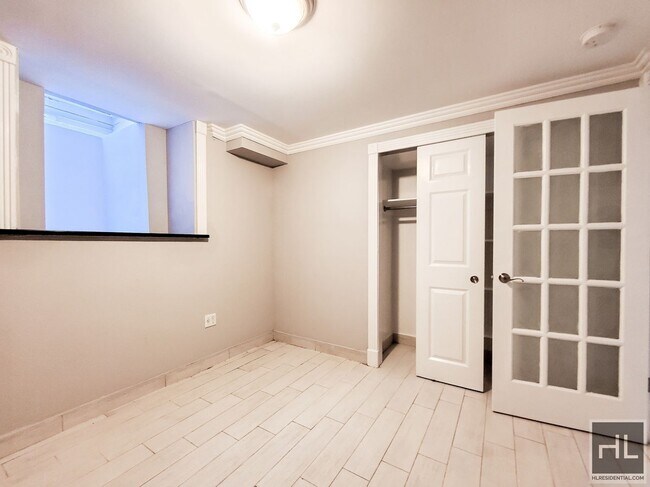 Photo - LEROY ST. Unit 1D