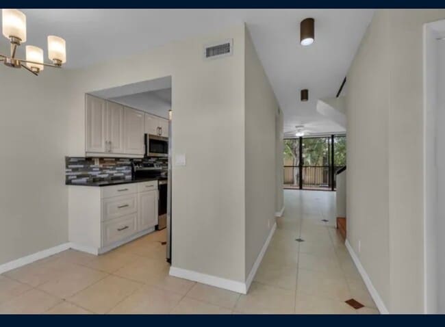 Photo - 2930 SW 87th Ter Unit 1814
