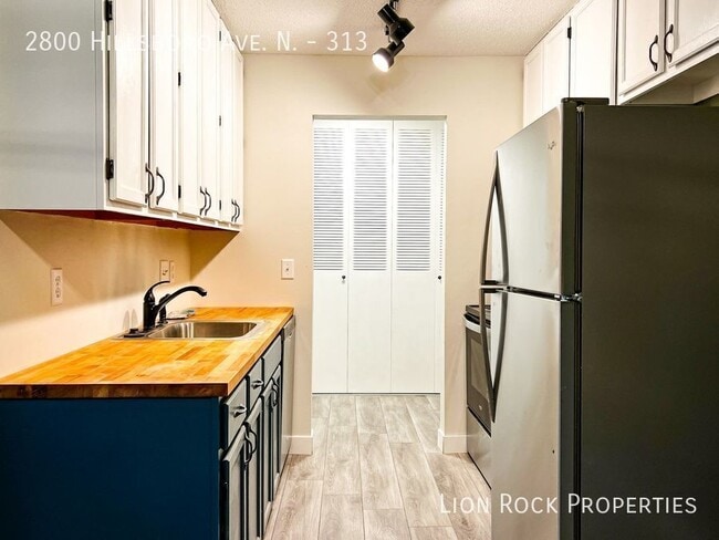 Photo - 2800 Hillsboro Ave N Unit 313