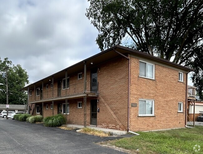 Building Photo - 1922 Goddard Rd Rental