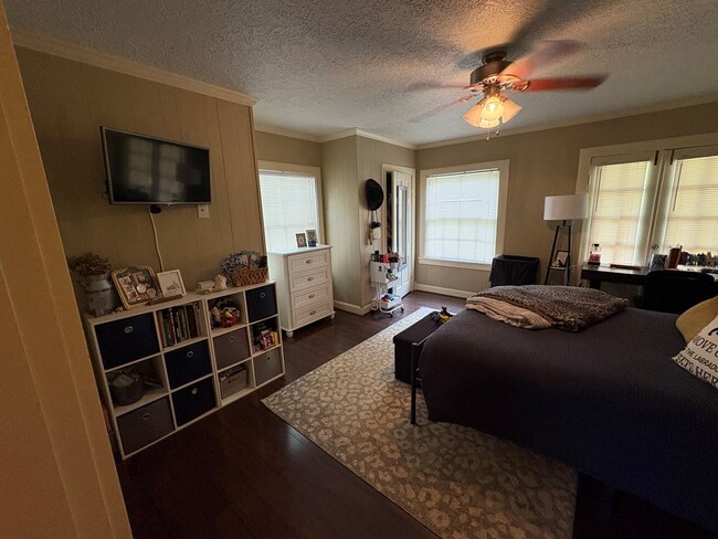Photo - 2515 N Pecan St