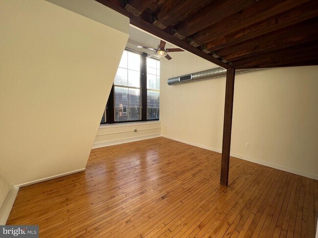 Photo - 1201 Fitzwater St Unit 207