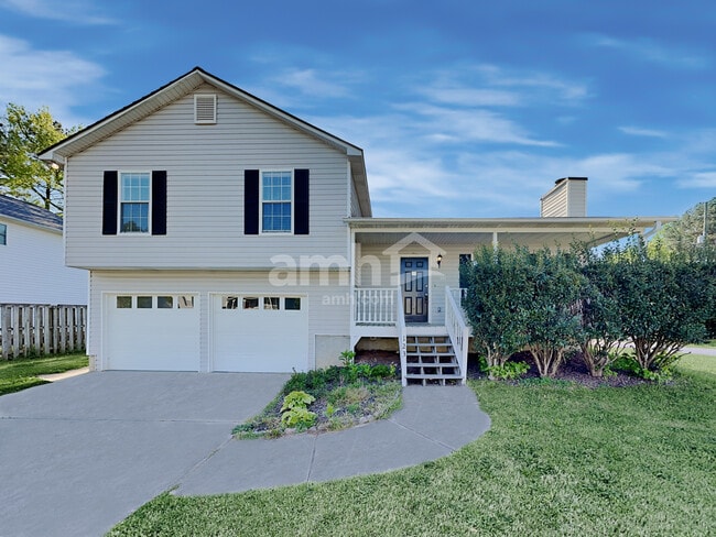 Building Photo - 123 Ivy Mill Way