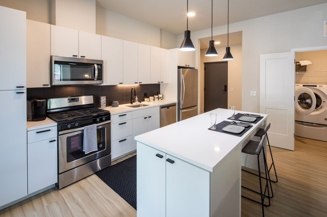 Building Photo - Irvine Exchange