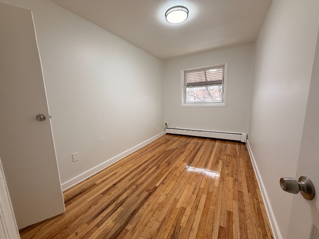 Photo - 1902 Barnes Ave Unidad 3