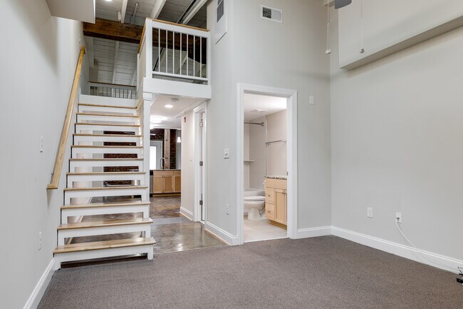 1710 Lofts