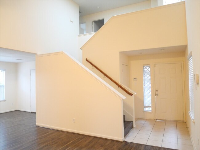 Photo - 14915 Aberdeen Meadow Lane