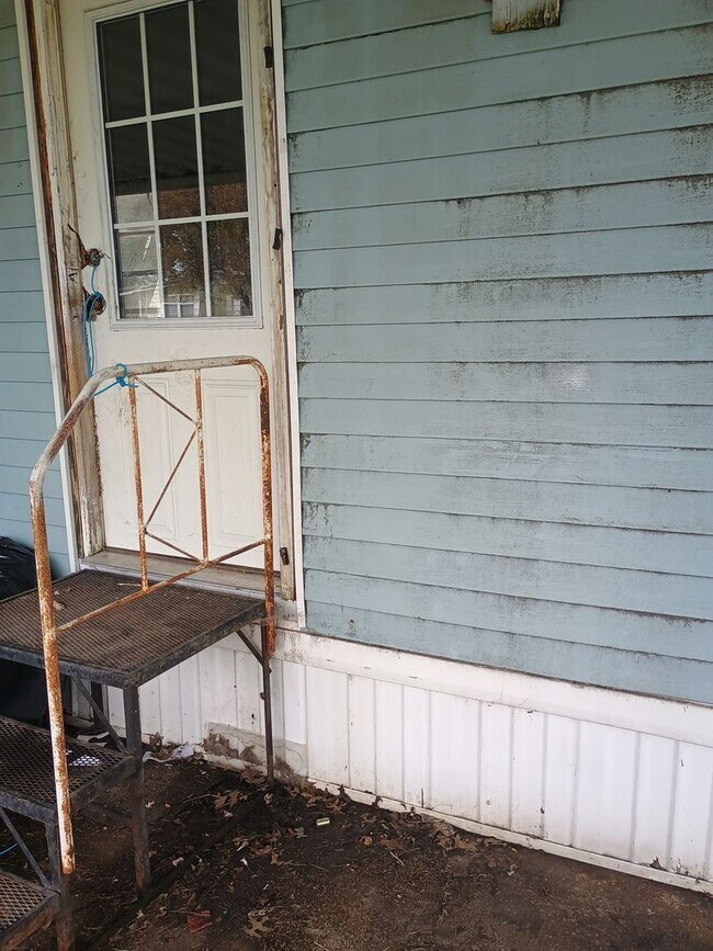 Photo - 620 E Clark St Unidad Lot 20