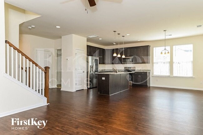 Photo - 1431 Hermitage Ln
