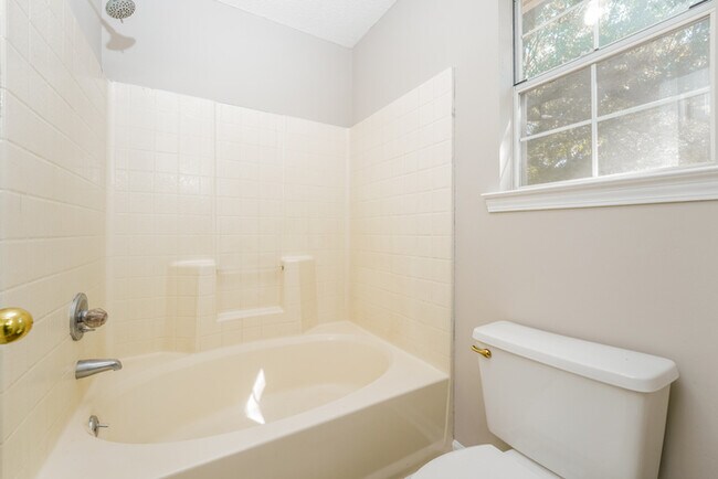 Fantastic 3bd/2ba home! Coming soon!