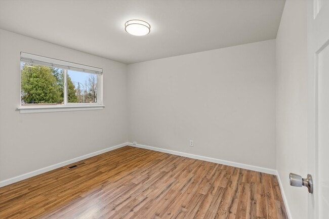 Photo - Well-Maintained Everett Rental with Functional Layout and Outdoor Space