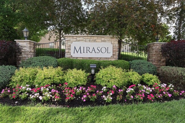 Photo - Executive Lease Opportunity - 4 Bed 3 Bath