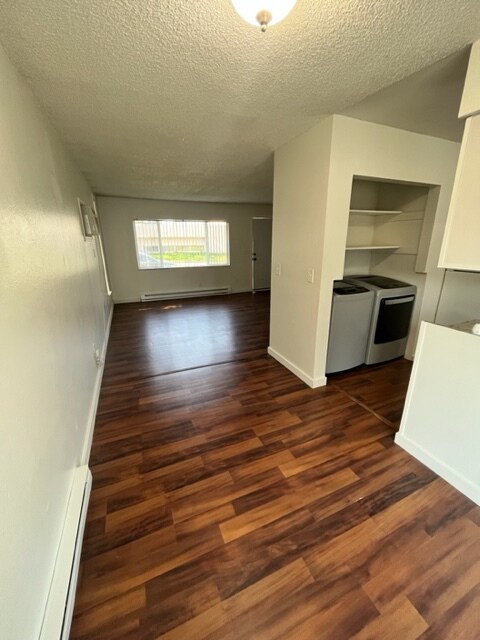 Photo - 2305 E Hartson Ave Unidad 2305