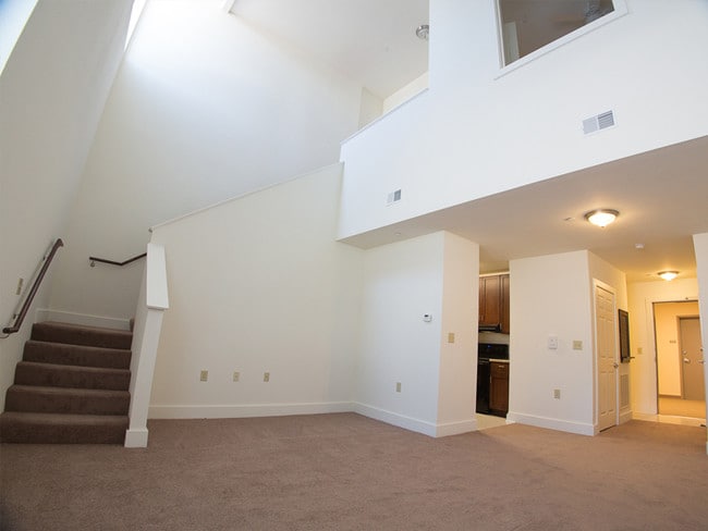 Hendricks Pointe Apts