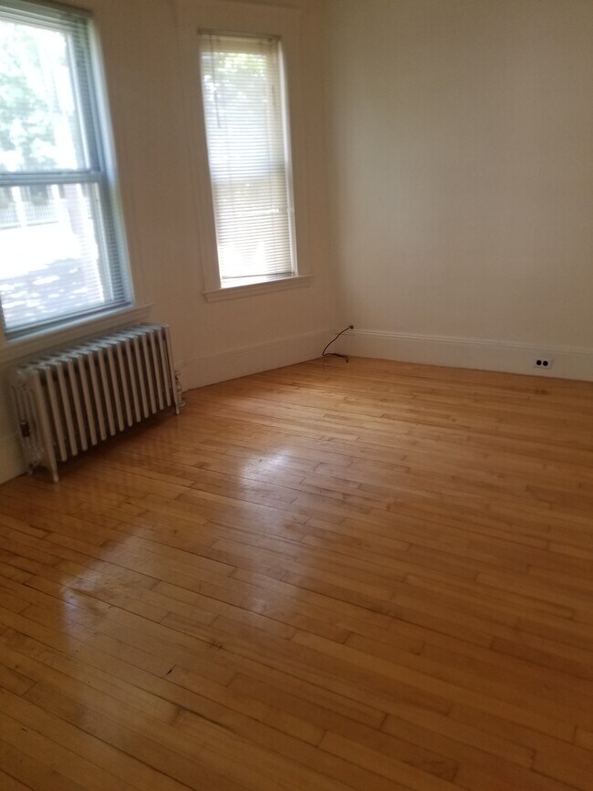 Photo - 53A Magnolia St
