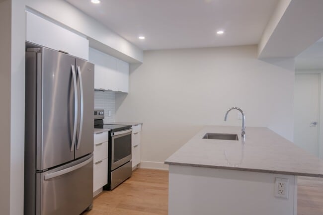 Photo - 37 Roosevelt Ave Unit 103