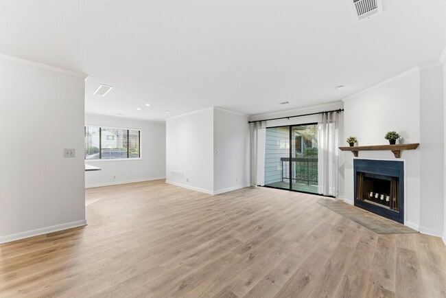 Building Photo - 56 Finch Trail NE