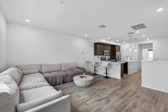 Photo - 2629 S Equestrian Dr