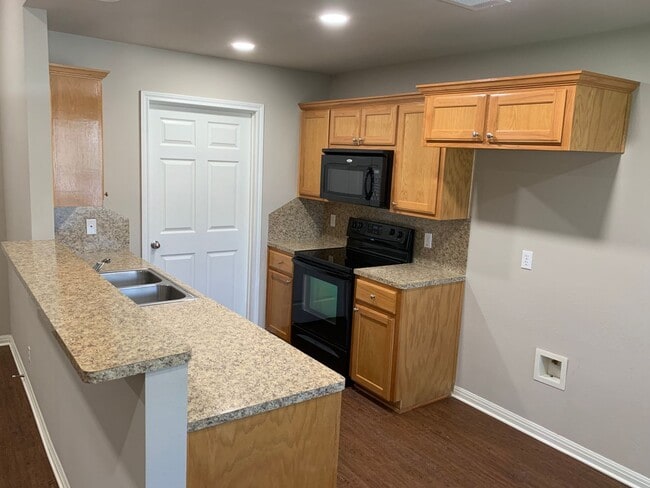 Photo - 3 bedroom 2 bath brick home