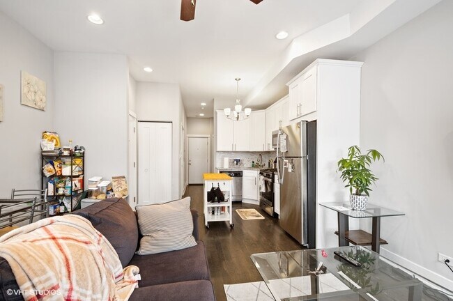 Photo - 1422 Chestnut W St Unidad 2F