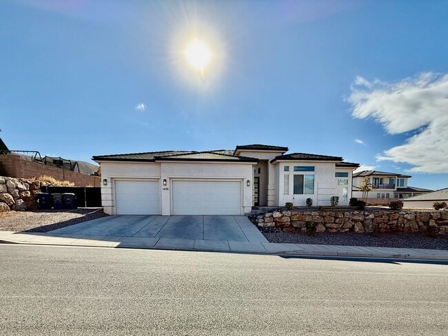 Photo - Lovely Three Bedroom Home with RV parking in Shooting Star - Washington Fields
