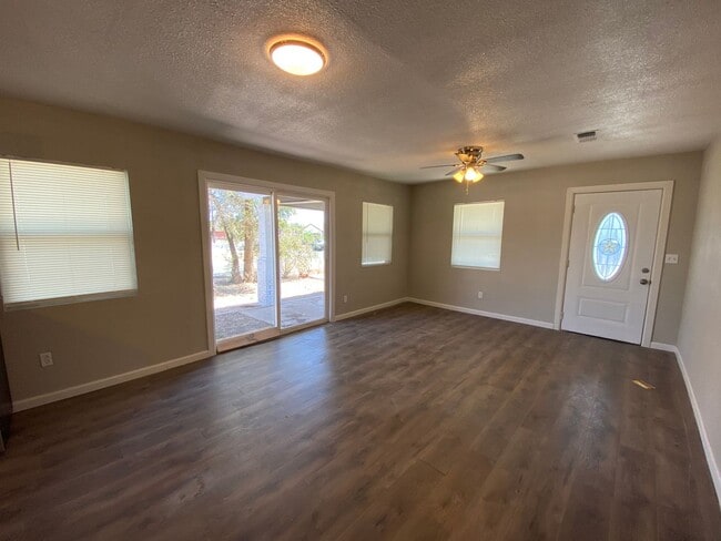 Photo - 3 Bed 2 Bath near Texas Tech Now Available!
