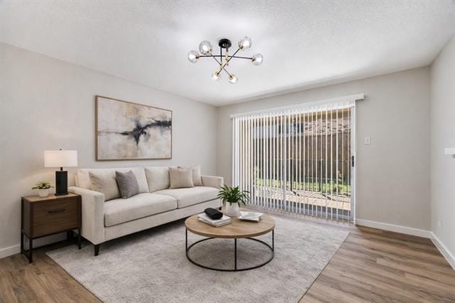 Photo - 5300 Keller Springs Rd Unidad 1067