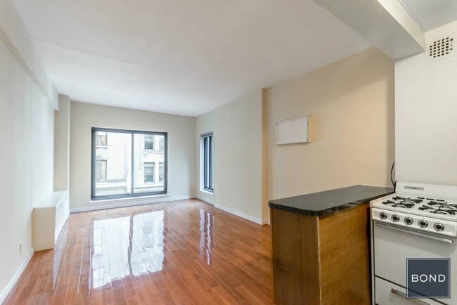 7-9 East 32nd Street - 7-9 East 32nd Street Apartments