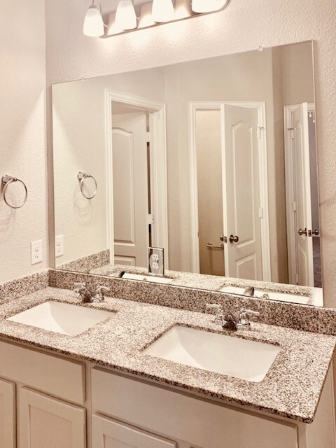 Building Photo - 31422 Horseshoe Meadow Bend Ln