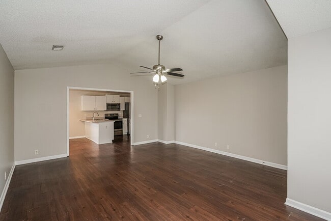 Photo - 5039 Boyd Dr