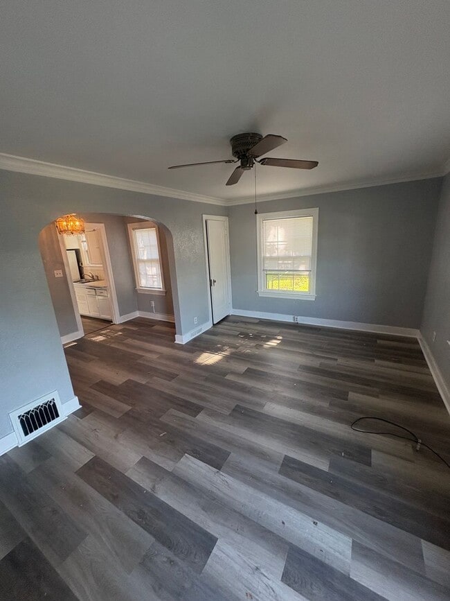 Photo - 2511 W Downs Cir
