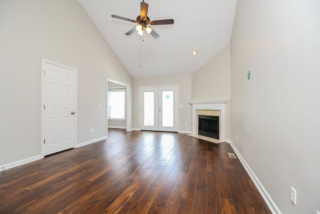 Photo - 114 Jesse Brown Dr