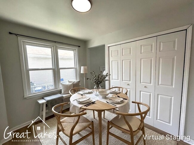 Photo - Beautiful 2 Bedroom 1 Bathroom now available for rent