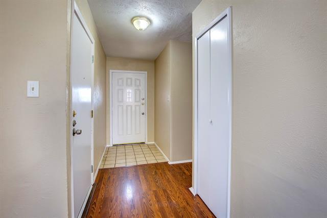 Photo - 4221 Heath St