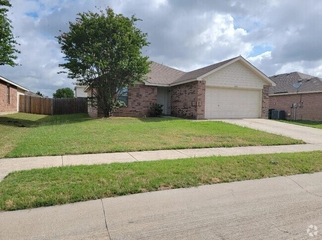 Building Photo - 3/2 located in Northwest ISD Rental