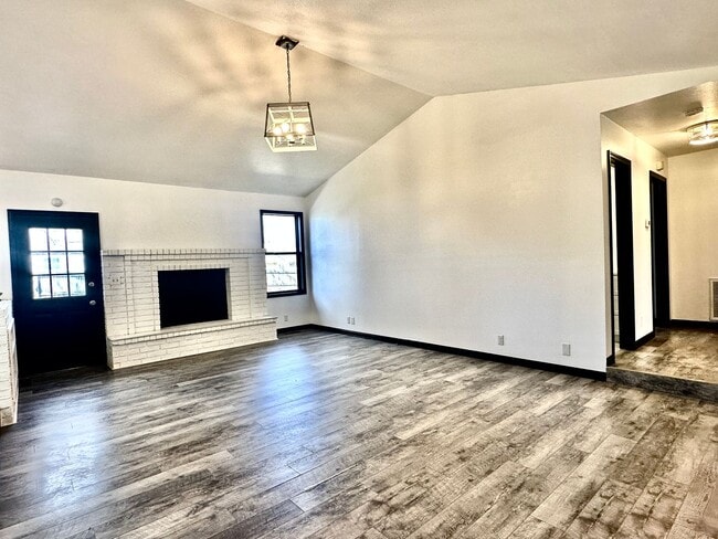 Photo - For lease: 3 Bed, 2 Bath Home in Northeast Joplin, MO - $1650.00/Mo| Indoor Storm Shelter/Fenced ...