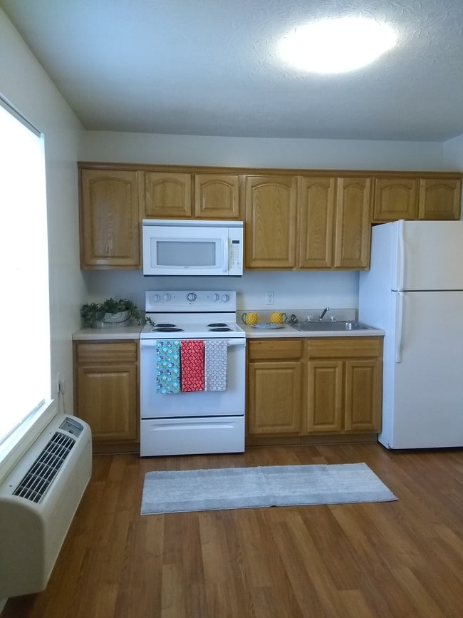 Photo - Glenwood Apartments