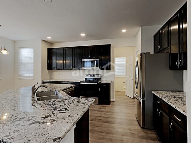 Photo - 7942 Guinness Way