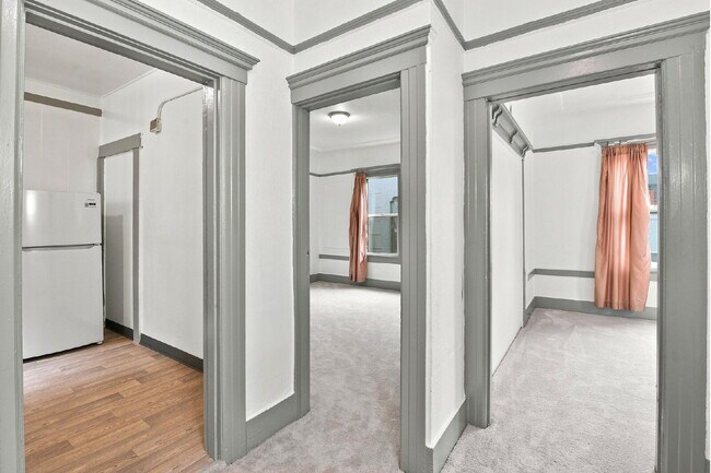 "Charming 2-Bedroom in Vibrant San Francisco!"