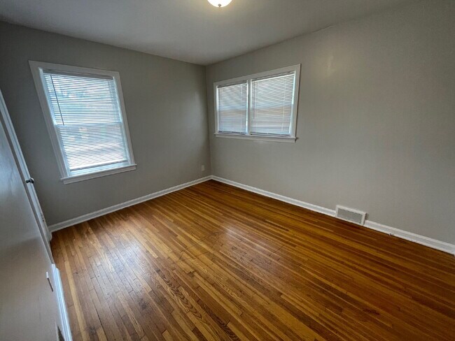 Photo - 1204 S Fabrique Dr