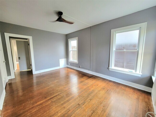 Photo - 1238 Peden St Unit 2