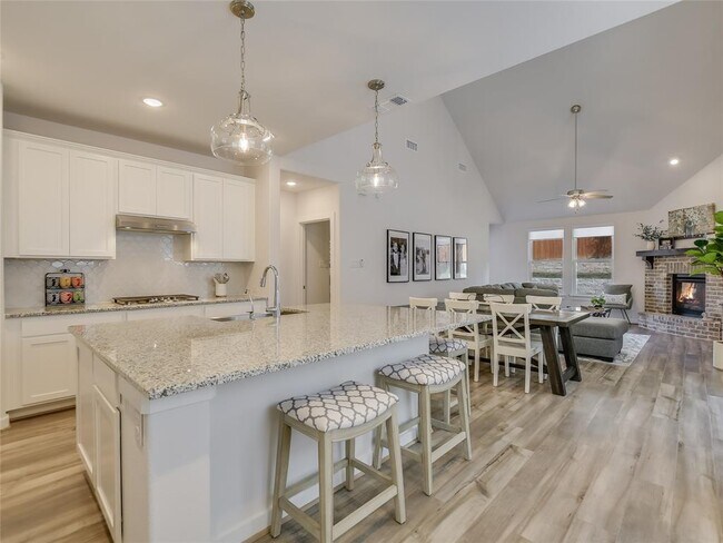 Photo - 8107 Prairie Rye Dr