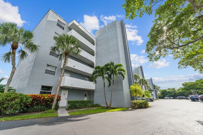 Building Photo - 250 NW 67th St Unit 117 Rental