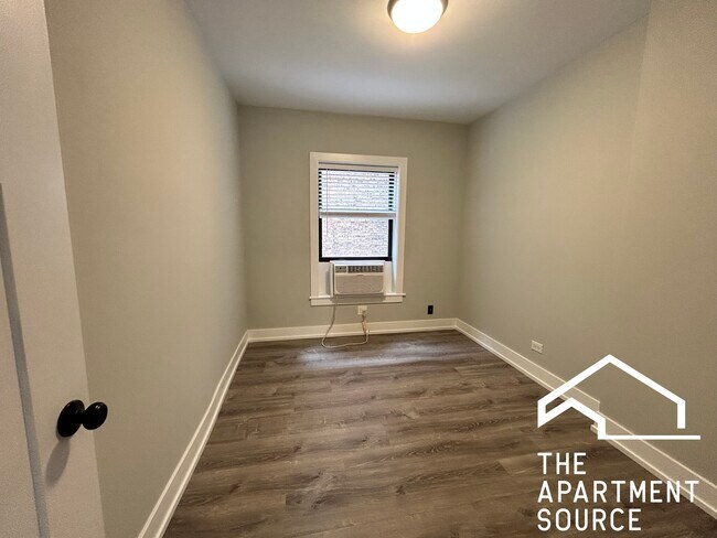 Photo - 711 W Brompton Ave Unit 52