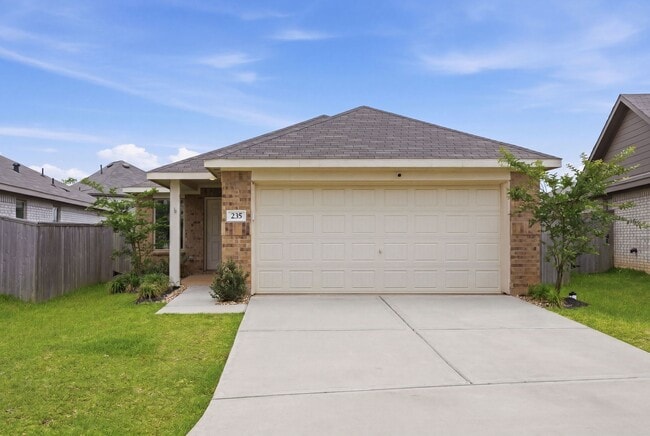 Building Photo - 235 River Grv Ct
