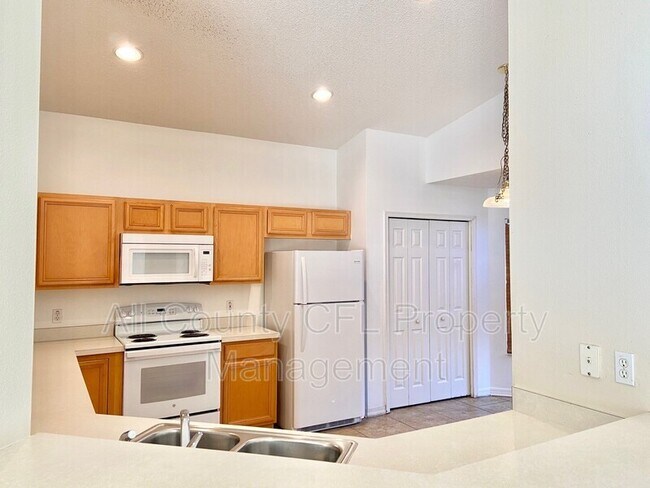 Photo - 623 Hardwood Cir