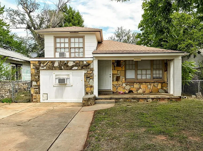 4 bedroom Home in the Heart of Oklahoma City - 4 bedroom Home in the Heart of Oklahoma City